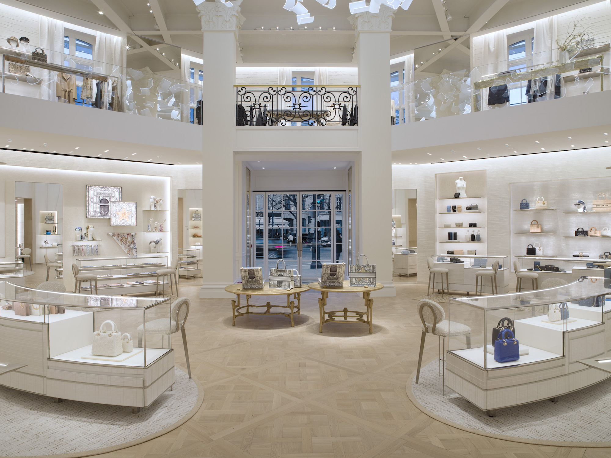 Dior Store in Paris New Retail Concept